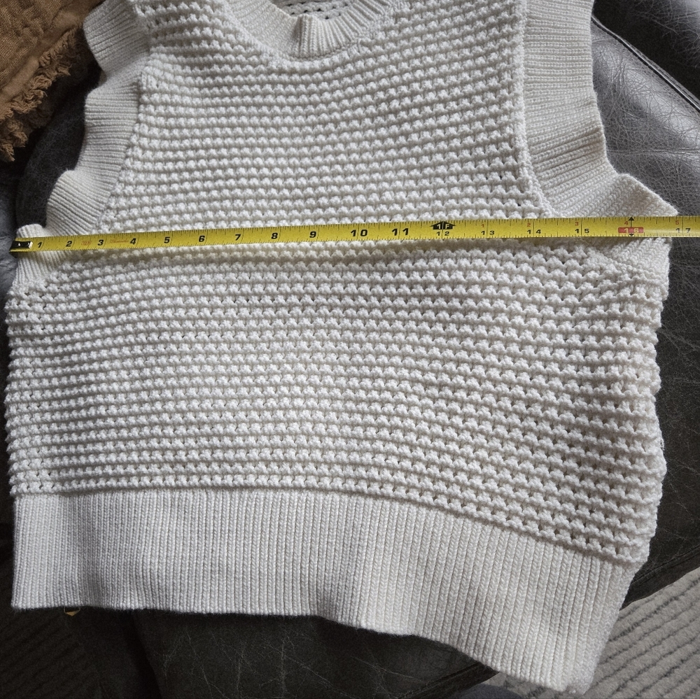 Varley Randal Crop Knit Tank Top Sweater S EUC Coastal Spring Crochet Parisian - Picture 13 of 16